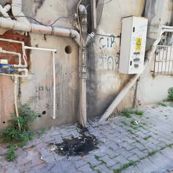 Kasis Café'den Atık Dökülmesi Ve Gece Gürültüsüne Şikayet