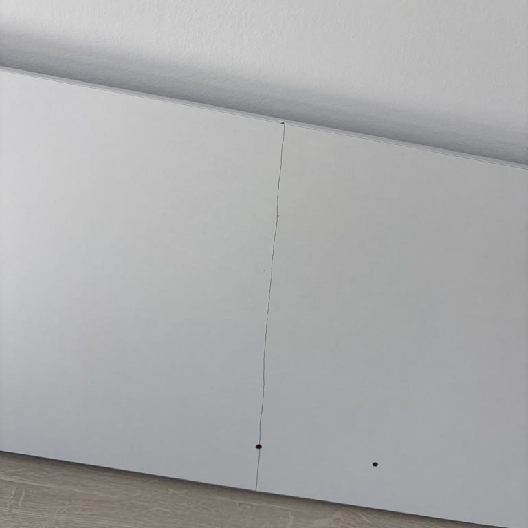 Kırık Gardırop Teslimatı Ve Cevapsız Müşteri Hizmetleri
