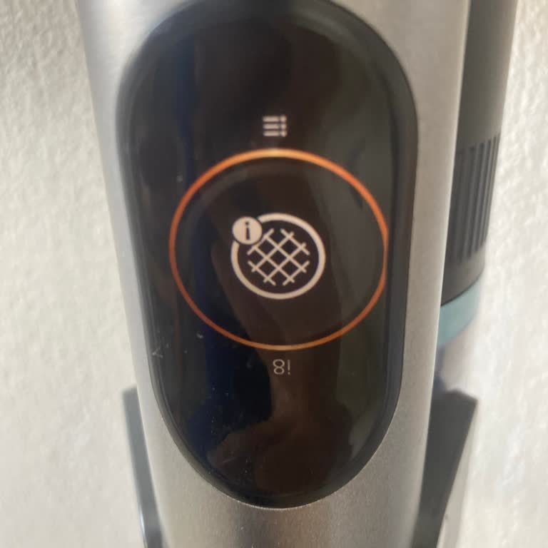 Yeni Philips Dikey Süpürge 8000 Serisinde Sürekli Filtre Hatası