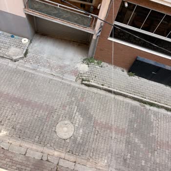 İzinsiz Kablo Çekimi Ve Apartman Cephe Hasarı Şikayeti
