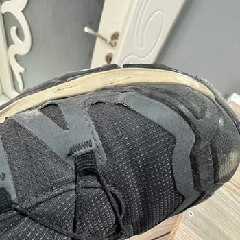 Salomon Hiking Shoes Show Severe Wear After Only Light, Occasional Use