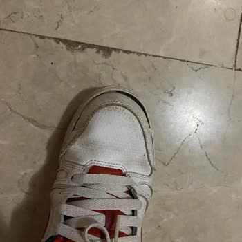 Nike Ayakkabılardaki Üretim Kusuru Kullanıcı Hatası Olarak Reddedildi