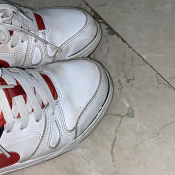 Nike Ayakkabılardaki Üretim Kusuru Kullanıcı Hatası Olarak Reddedildi