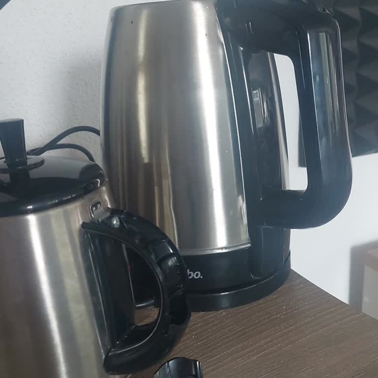 Çay Makinesinin Kulpu Elime Kaldı, Elektrik Çarpması Riski