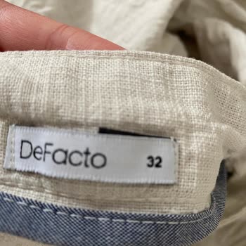 DeFacto Pantolonunda Tek Yıkamada Delik: Para İadesi Talebi