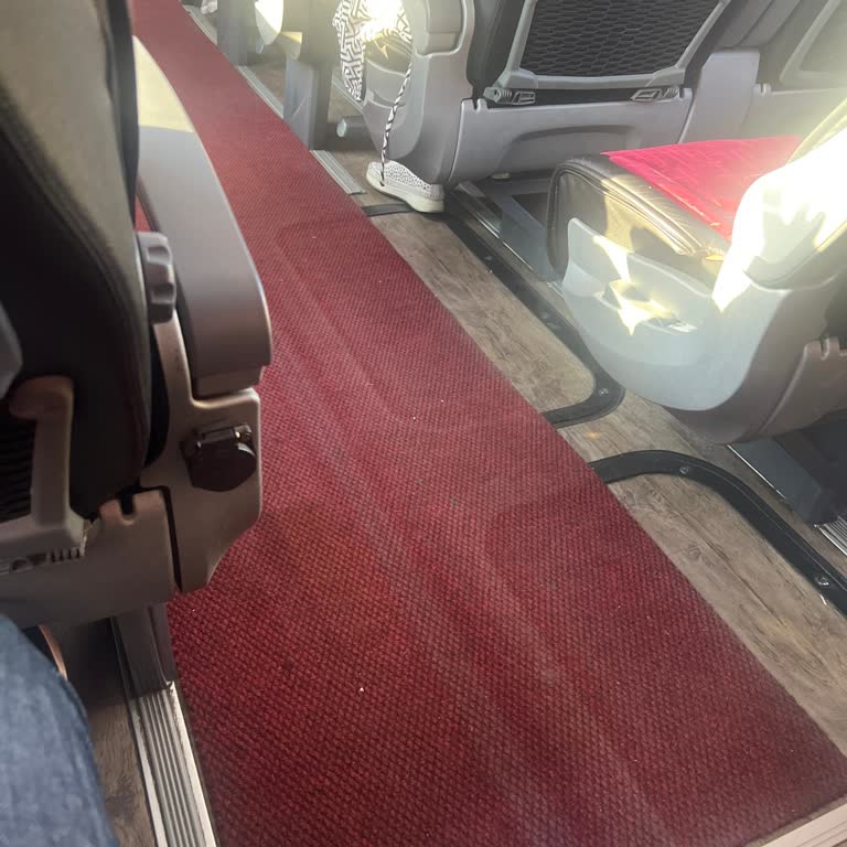 Klimasız Ve Tozlu Otobüs, Yaz Sıcaklarında Sağlık Tehlikesi
