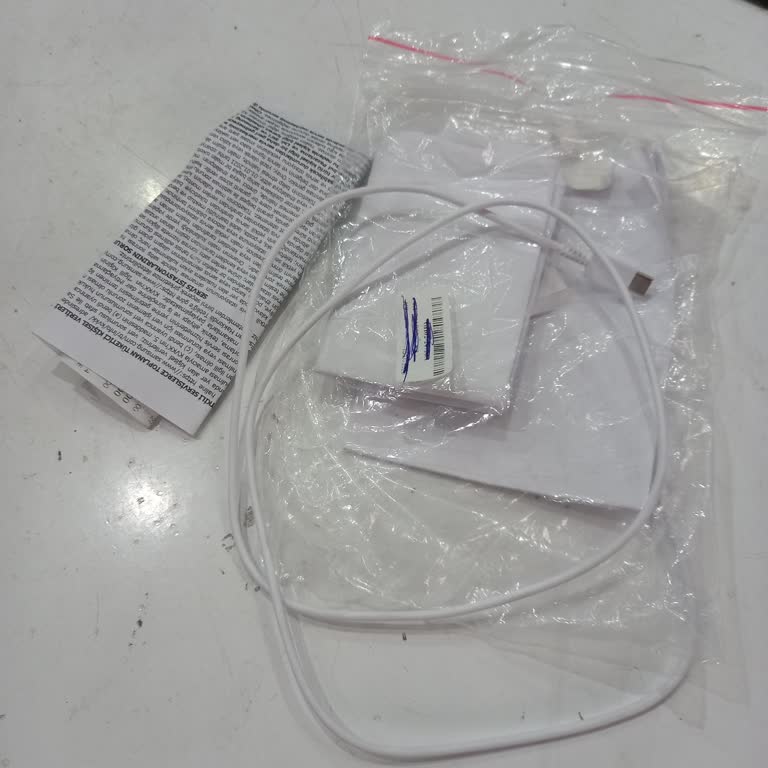 Samsung Yanlış Tip-C Kablo Ve Orijinal Olmayan Ürün Satışı Şikayeti