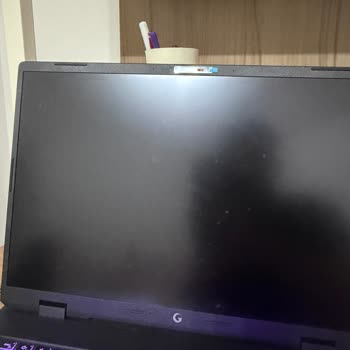 Garanti Sürecindeki Belirsizlik Ve Tekrarlayan Ekran Ve Performans Sorunları
