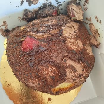 Ayıplı Pasta Teslimatı Ve Kısmi İade Politikası Kabul Edilemez