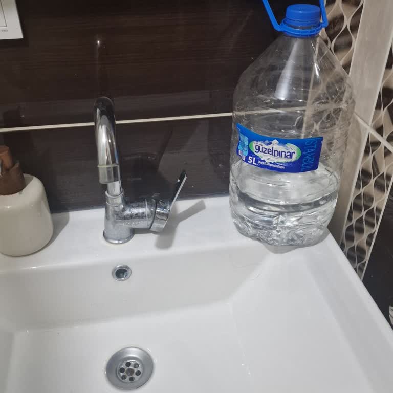 Sık Ve Plansız Su Kesintileri Günlük Hayatı Felç Ediyor