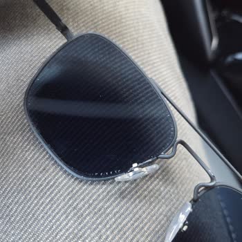 Rayban Gözlüğümde Cam Kenarlarında Soyulma Problemi Ve Ücretsiz Değişim Talebi