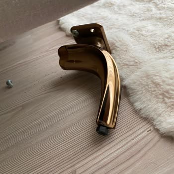 Bellona Yatak Odası Takımında Tekrarlanan Baza Ve Dolap Arızaları Nedeniyle Tam Değişim Talebi