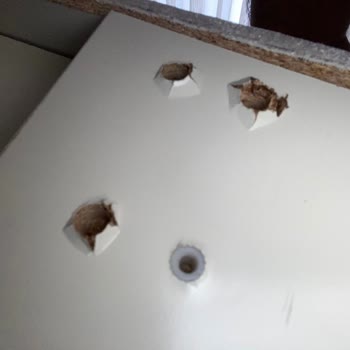 Bellona Yatak Odası Takımında Tekrarlanan Baza Ve Dolap Arızaları Nedeniyle Tam Değişim Talebi
