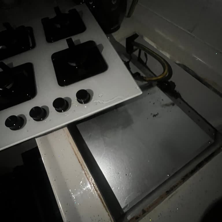 A101 Yangın Riski Taşıyan Arızalı Ankastre Setin İadesi Ve Tam Ücret Geri Ödemesi Talebi