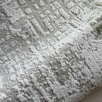 Temizlenmemiş Halı Ve Kenar Zedelenmesi, 2000 TL'lik Ücretle Müşteri Memnuniyetsizliği