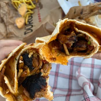 Kocaeli İzmit Dürümle Şubesinde Yanmış Tavuk Dürüm Ve Bayat Patates Şikayet