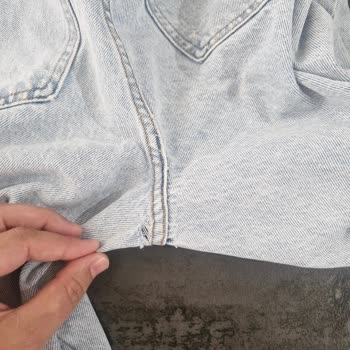DeFacto Jean Pantolonun Kısa Sürede Deformasyonu Ve 3 Aylık Garanti Sınırlaması