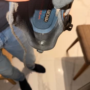 Skechers Ayakkabısının Tabanı Açıldı, Üretim Hatası Reddedildi Ve Değişim Talep Ediliyor