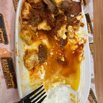 Metroport Kasap Döner’de Sulu İskender, Kıkırdak Parçaları Ve Hijyen İhlali