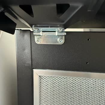 Bosch DWK66PJ70T Davlumbazda Çatlak Çerçeveler Ücretsiz Değişim Talebi