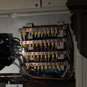 Yeni Abonelikte Elektrik Bağlantısının Gecikmesi Ve Aileyi Mağdur Etmesi