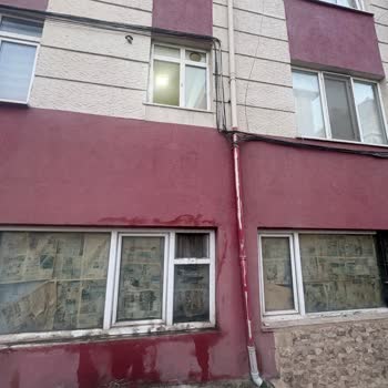 İSKİ'ye Ulaşılamayan Su Baskını Ve Hasar Talebi