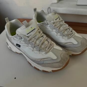 A101'ten Skechers Ayakkabıda Dikiş Yırtılması Ve Değişim Talebi