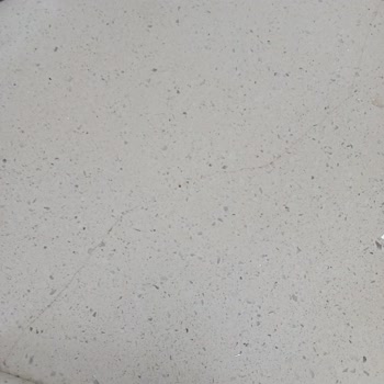 Vava Mermer Mutfak Tezgahında Montajdan Hemen Sonra Çatlaklar Oluştu