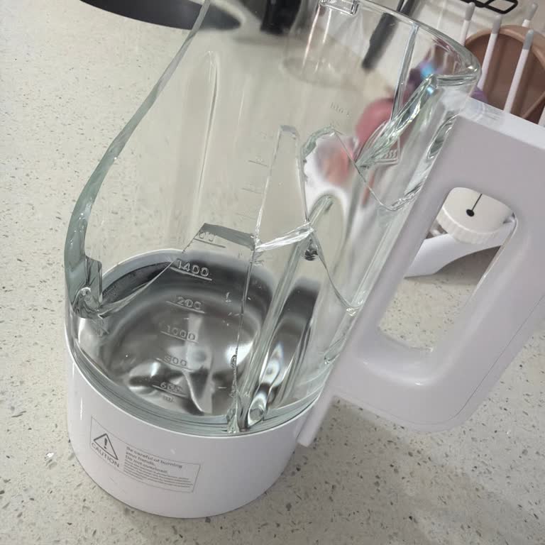 Xiaomi Blender Cam Haznesinin Kırılması Ve Müşteri Hizmetlerinden Cevap Almama