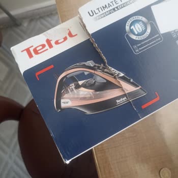 Kırık Ve Kullanılmış Görünen Ütü Teslimatı