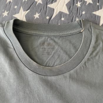Mavi Logo Baskılı Tişört Renk Solması Ve Değişim Talebi
