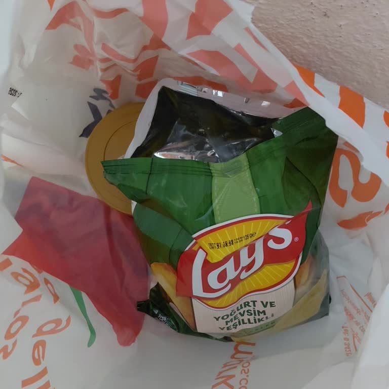 Açık Çips Paketi Ve Kurye İhmaline Karşı 17 Saatlik Gıda Güvenliği İhlali