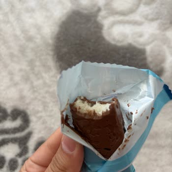 BİM Hindistan Cevizli Çikolatanın Kötü Tadı ve Mide Bulantısı