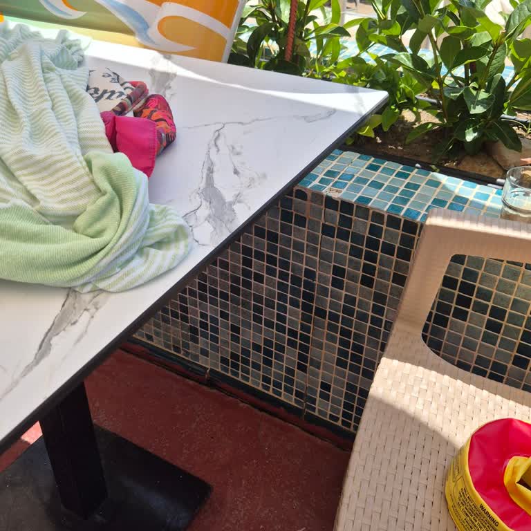 Şezlong Eksikliği Ve Aile Odalarındaki Donanım Sorunları