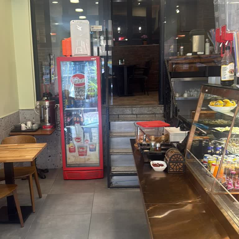 Eker Dolaplarının Alınması Ve Ayran Değişikliği Nedeniyle Haksız Ayrılma