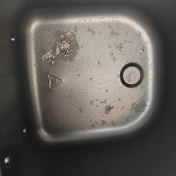 Teflon Kaplaması Soyulmuş Airfryer Ve Yanıtsız Müşteri Hizmeti