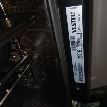 Vestel Servisinin 800 TL Ücret Şartı Ve Parça Fiyatı Açıklanmıyor