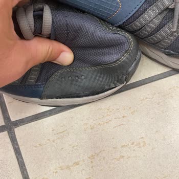 Kısa Sürede Açılan Ayakkabıda Üretim Kusuru Ve Değişim Talebi