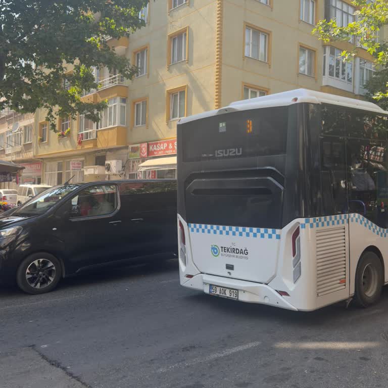 Şoförün Köpekli Yolcuyu Zorla Otobüsten İndirmesi Ve 38 TL Ücretini İade Etmemesi