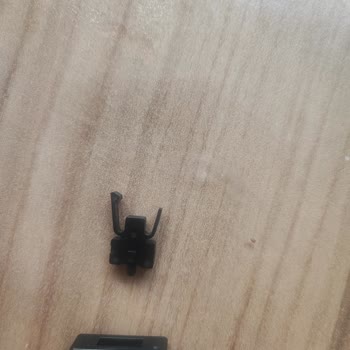 Madame Coco Çöp Kovası Kapak Kilit Klipsi Kırıldı Ve Yedek Parça Talebi