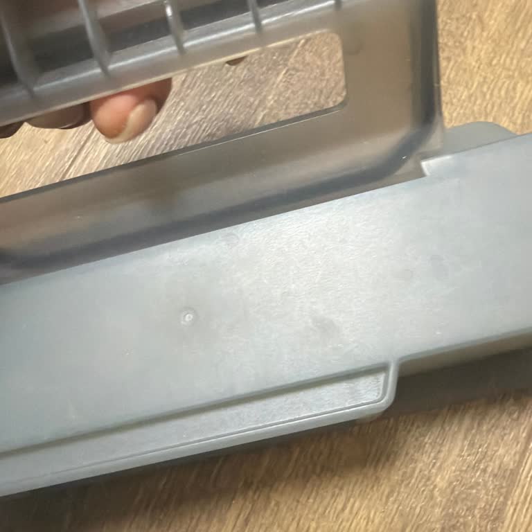 Kärcher Toz Haznesi Kapak Eksikliği Nedeniyle Tüm Hazneyi Almak Zorunluluğu