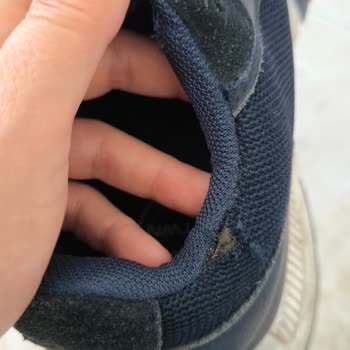 D’s Damat Ayakkabının Kısa Sürede Kullanılmaz Kullanılmaz Hale Gelmesi