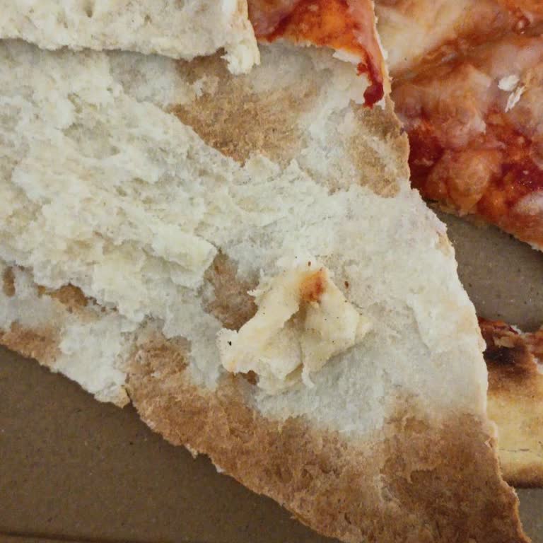 GetirYemek Kalitesiz ve Sağlık Riski Taşıyan Pizza İçin Tam İade Talebi