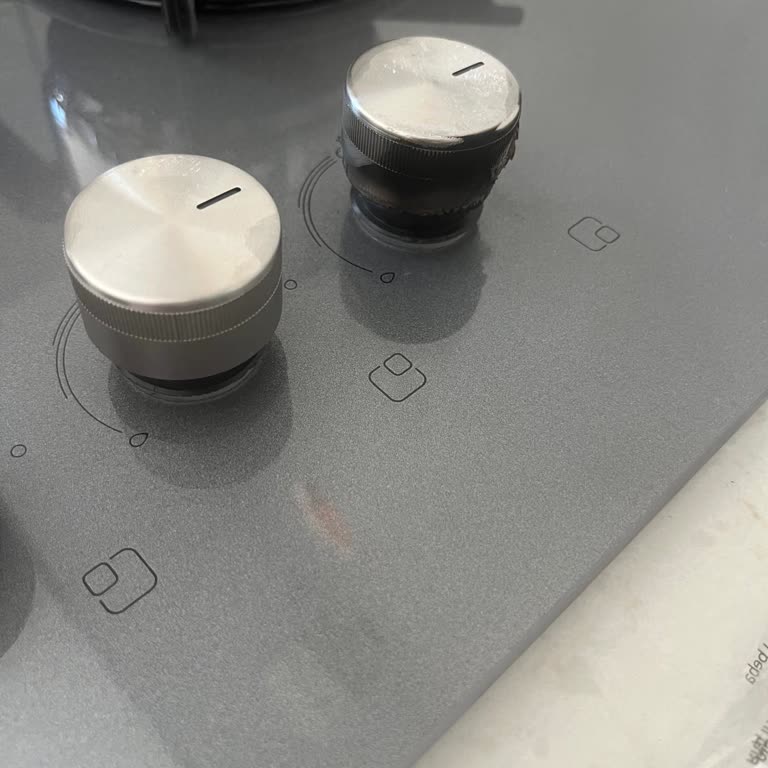 Gaz Testi Yapılmadan Kurulan Ocakta Alev Aldı Ve Eşim Yanarak Yaralandı