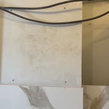 Hane Konut İnşaat Yeni Teslim Edilen Dairede Çatı Sızıntısı, Küf ve Havalandırma Eksikliği Çözülmedi