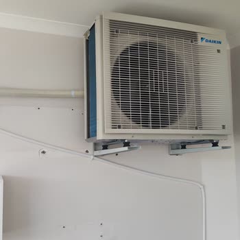 Daikin Klima Montajı İçin Ön Keşif Yapılmaması Sonrası Çirkin Kablo Düzeni Ve Haksız Ücretler