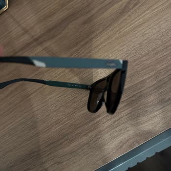 Lacoste Gözlüğümde Sap Kaplaması Soyuldu, Ücretsiz Değişim Talebi