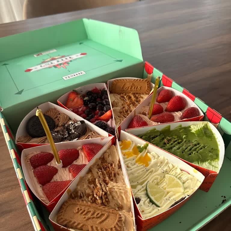 Çürük Çilekli Bayat Pasta İçin Ücret İadesi Talebi