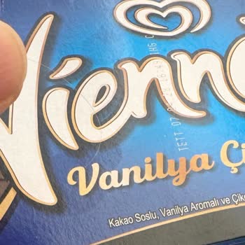 Algida Viennetta Dondurmasında Kıl Bulunması Ve Şirketin Yetersiz Cevabı
