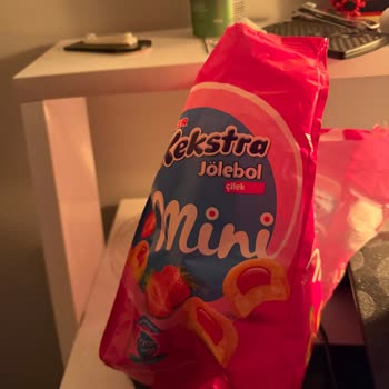 Ülker Kekstra Mini Jölebol Paketinde Sinek Görülmesi Güveni Sarsıyor